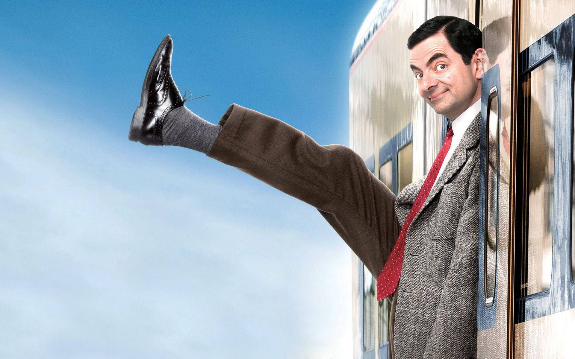 Mr. Bean Holiday Getting Off Train Background