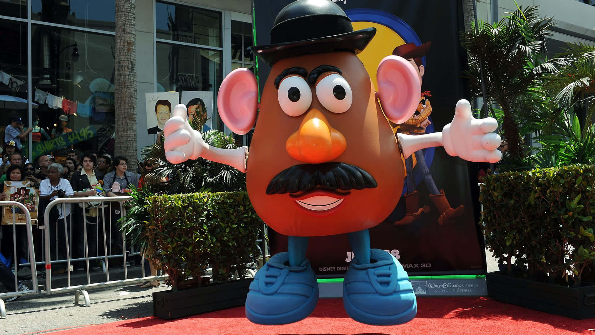 Mr Potato Head At The Premiere Of Mr Potato Head
