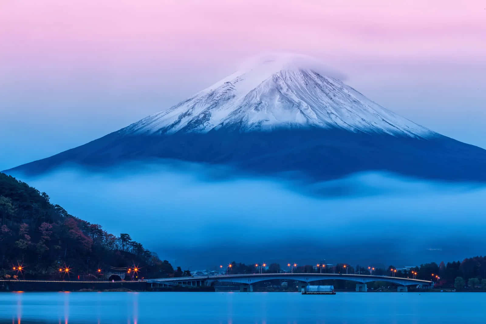 Soluppgångöver Mt Fuji