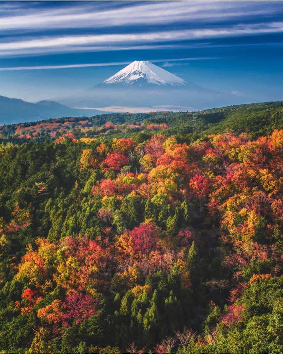 Majestätiskutsikt Över Ikoniska Mount Fuji I Japan