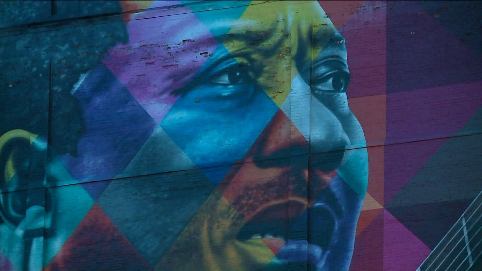 Muddy Waters Mural In Chicago Illinois Wallpaper