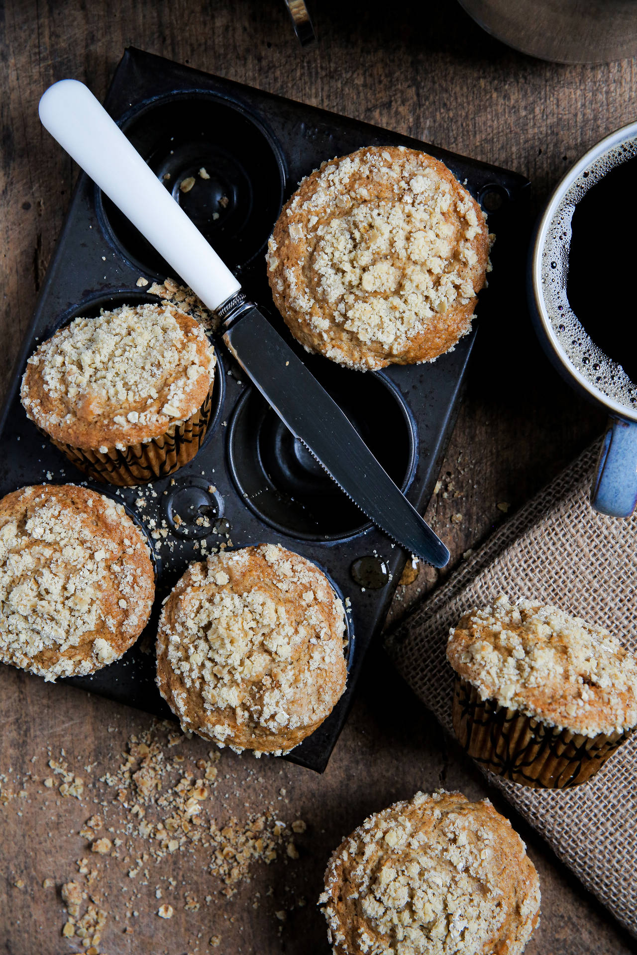 Muffins With Oats Wallpaper