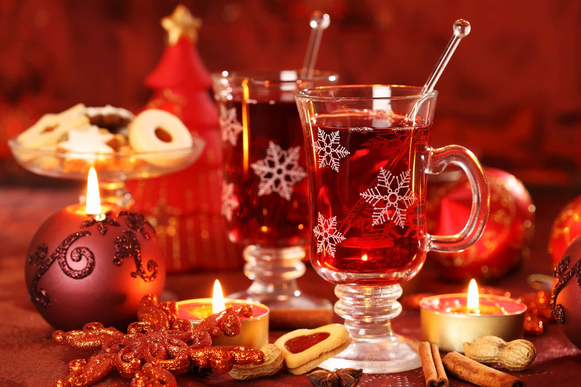Caption: A Warm and Inviting Glass of Mulled Wine Wallpaper