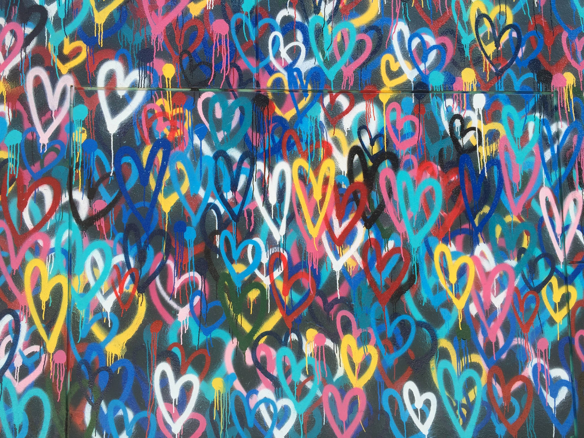 Multicolored Heart Street Art Wallpaper