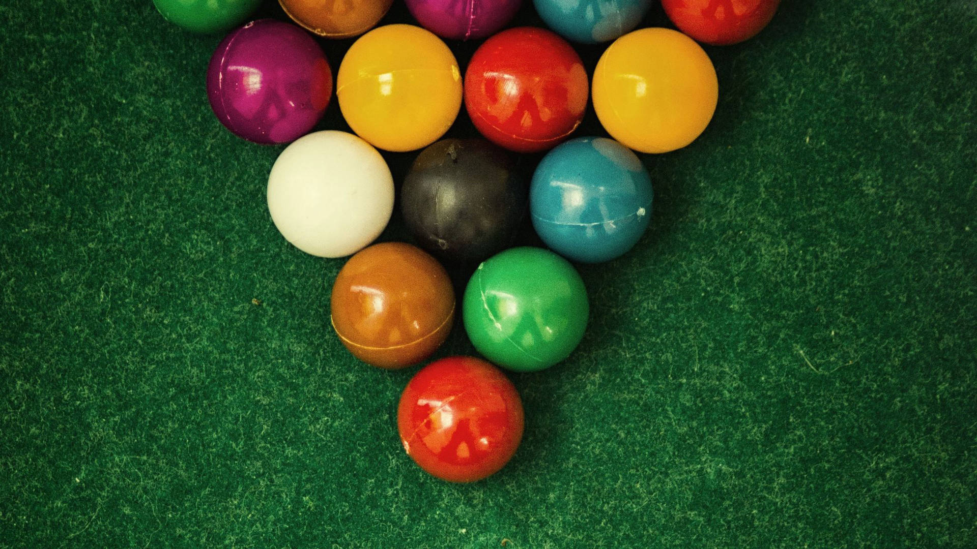 Multicolored Snooker Balls Wallpaper