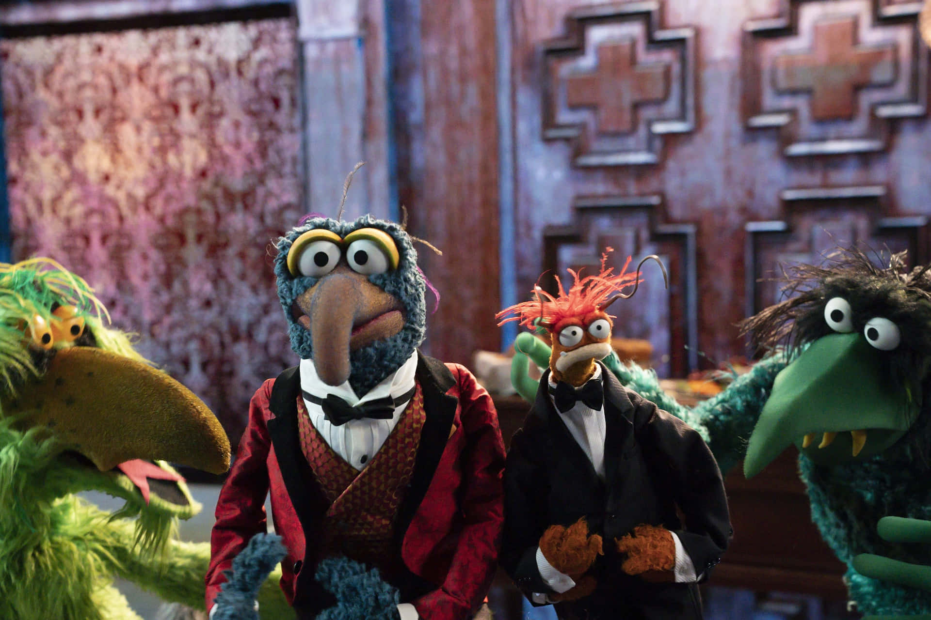Muppets Gonzoand Friends At Event Wallpaper