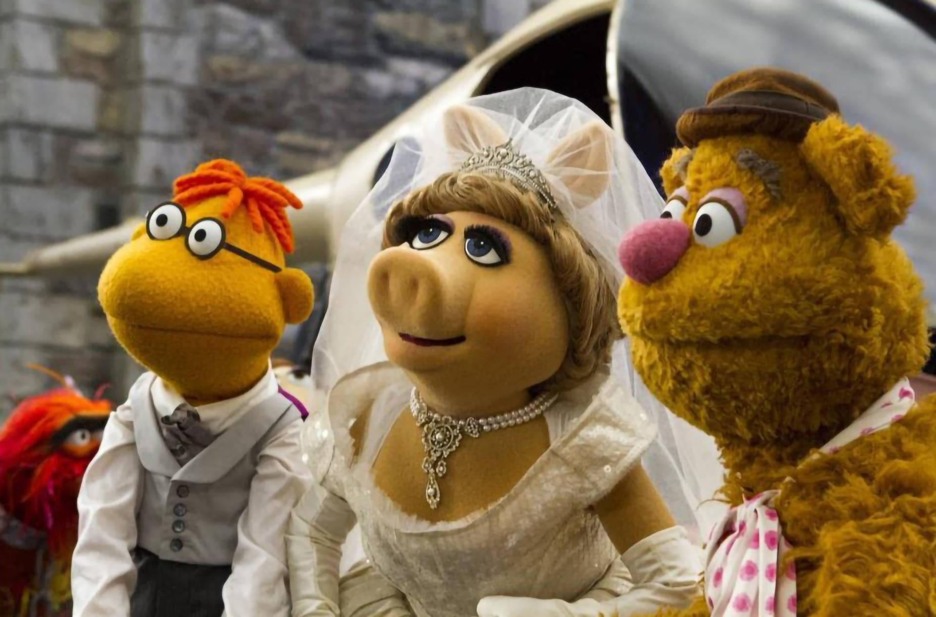 Muppets Most Wanted Miss Piggy, Scooter, Fozzie Bear