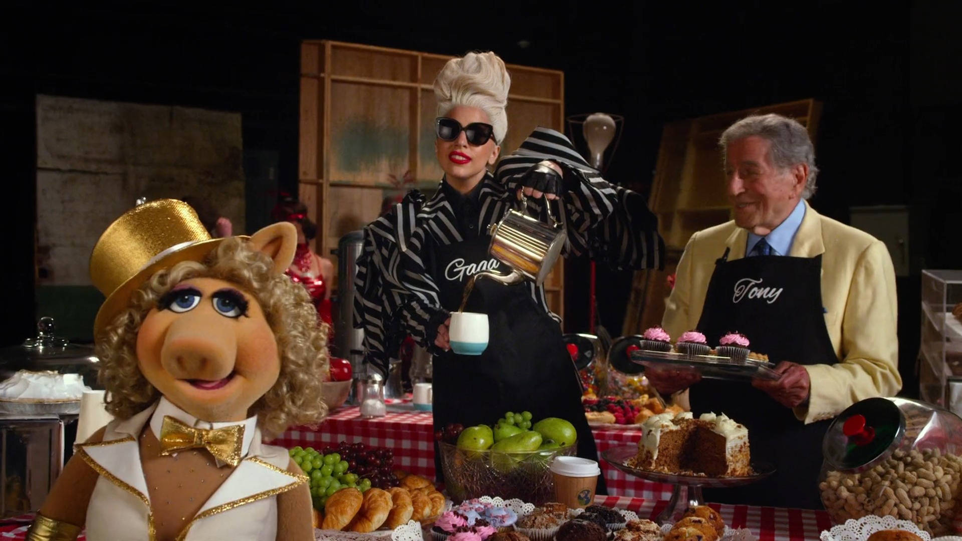 Muppets Most Wanted Tony Bennett And Lady Gaga