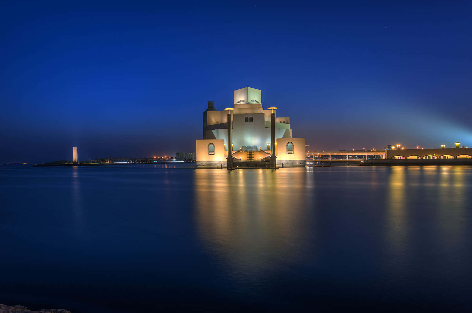 Museum Of Islamic Art Reflected In Evening Ocean Wallpaper