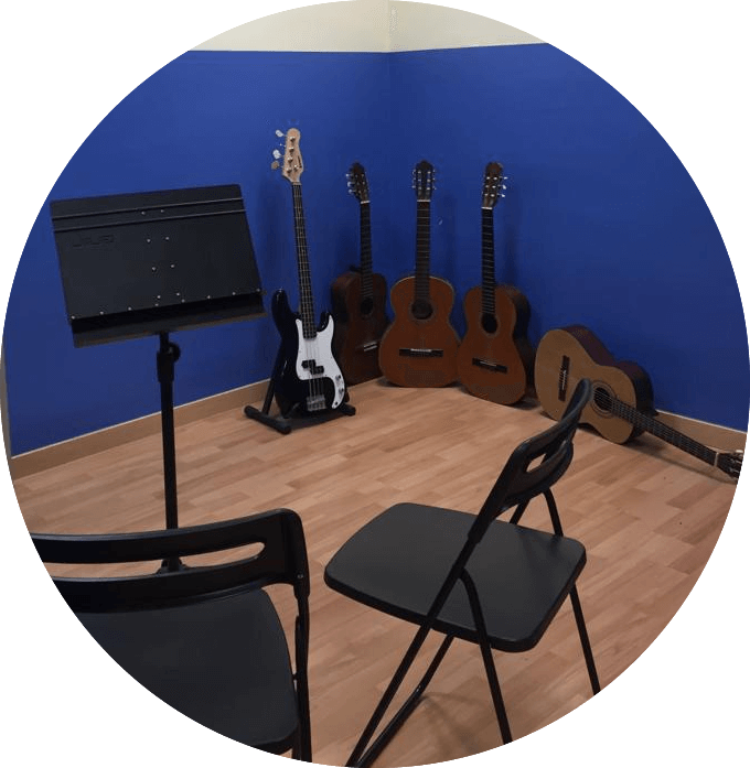 Music Room Guitarsand Bass PNG