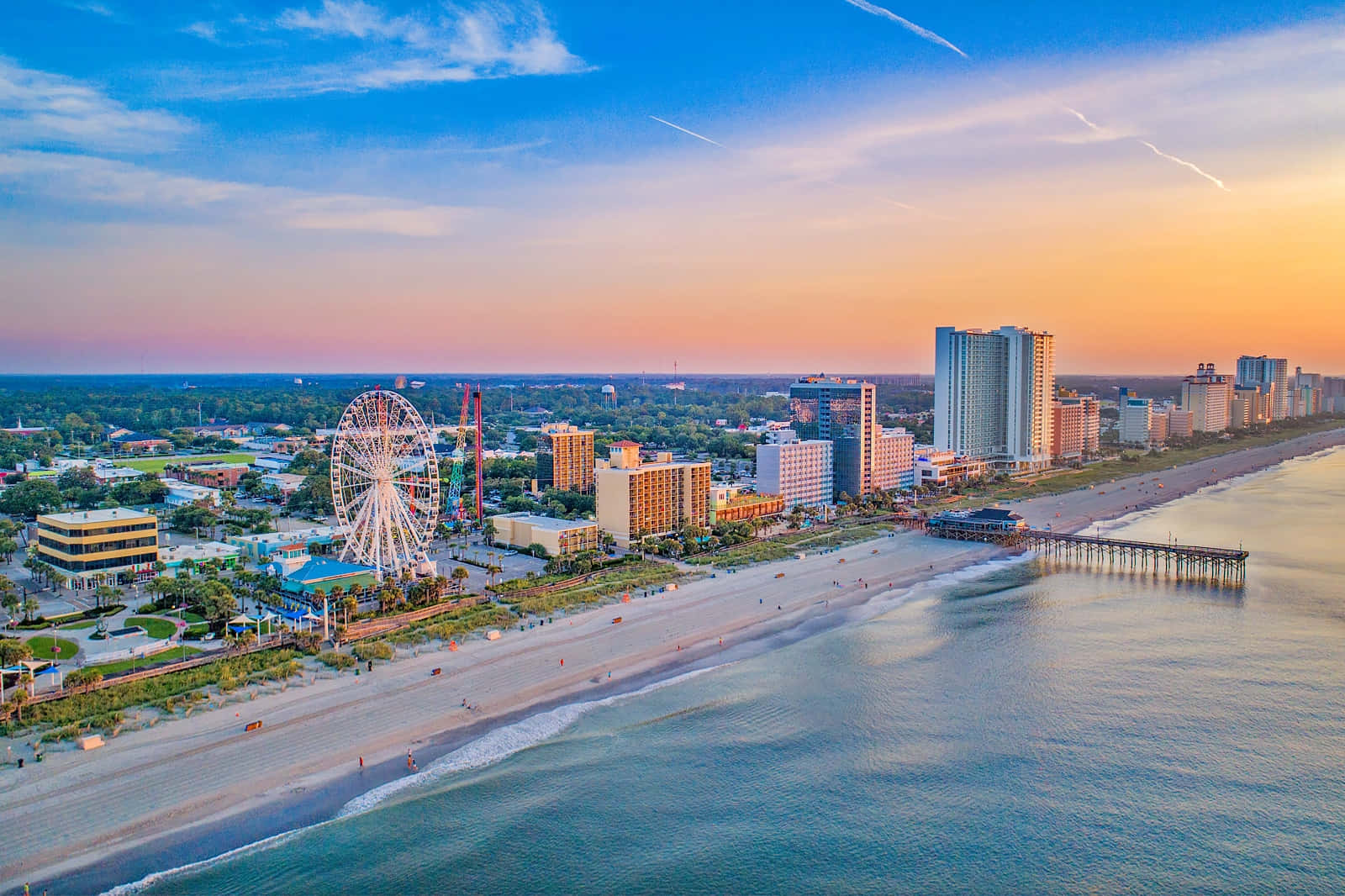 "Experience a Breathtaking Sunset over Myrtle Beach"