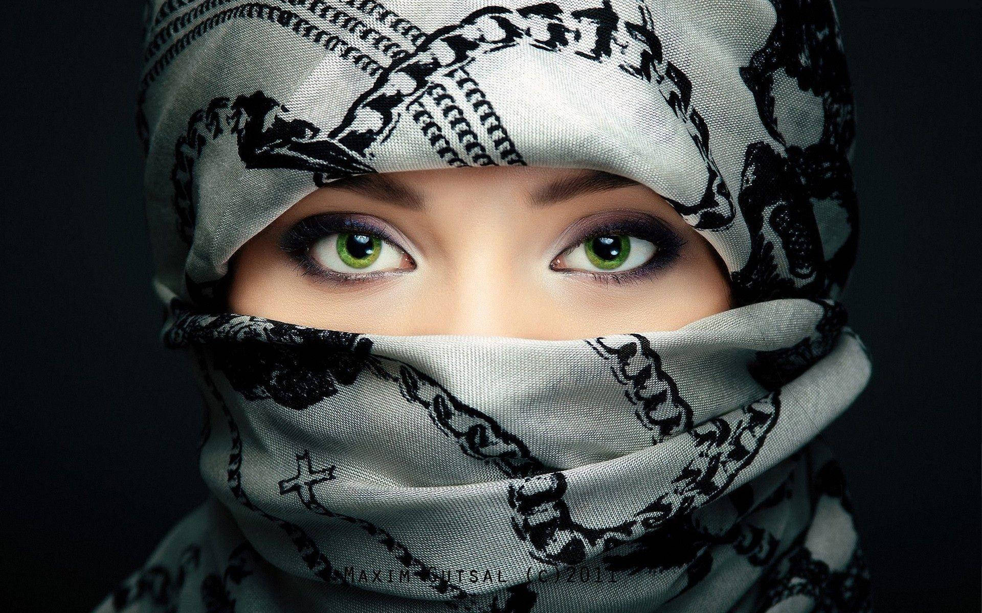 Mystisk Hijab Girl Wallpaper