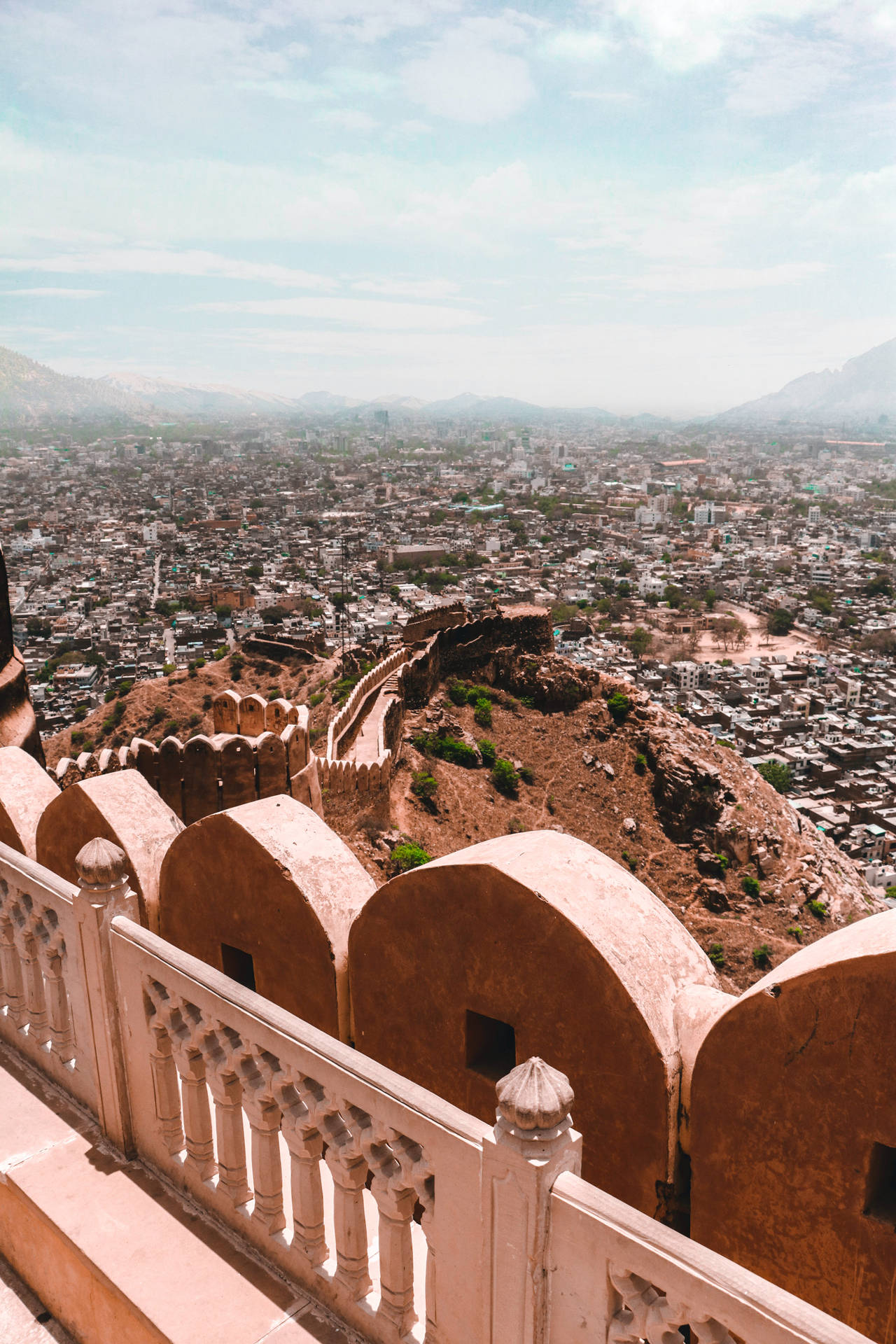 Nahargarhfort Con Vistas A La Ciudad De Jaipur Fondo de pantalla