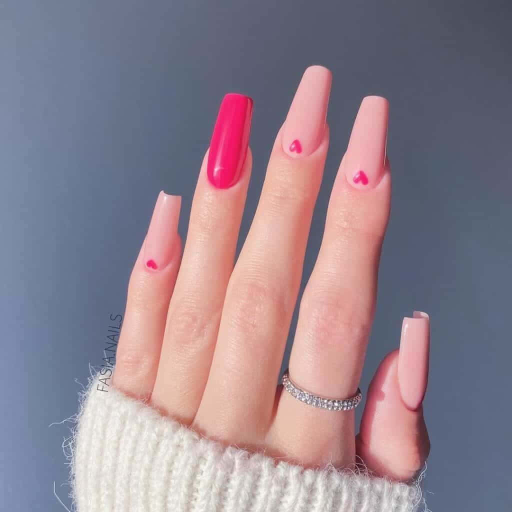Show your personality with a unique and stylish manicure.