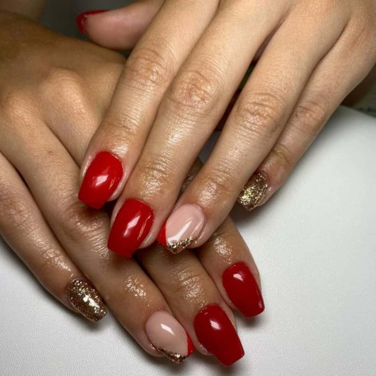 Red And Gold Classy Color Nail Designs Picture