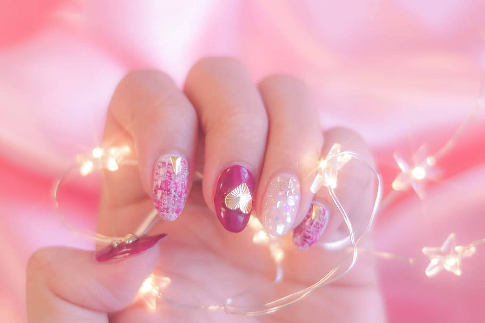 Nails With Fairy Lights