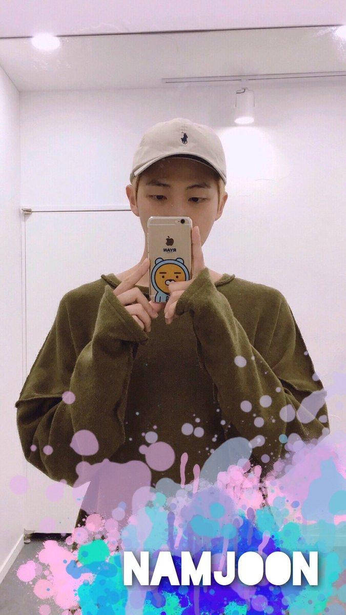 Namjoon Spejl Selfie Wallpaper