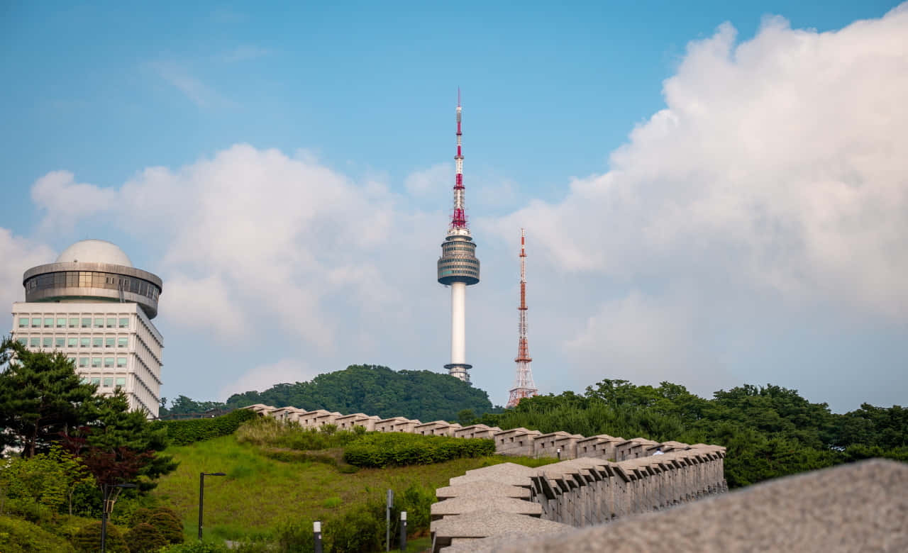 Namsan Seoul Tower Scenic View Wallpaper