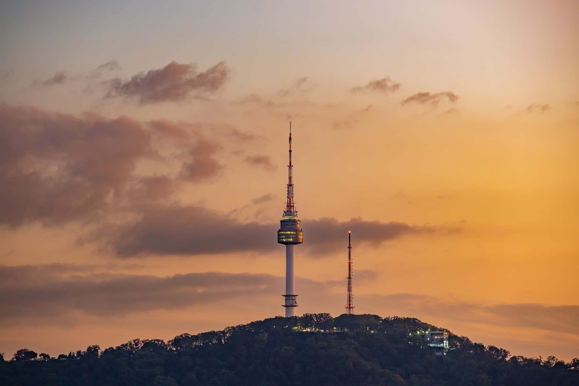 Namsan Seoul Tower Sunset Silhouette Wallpaper