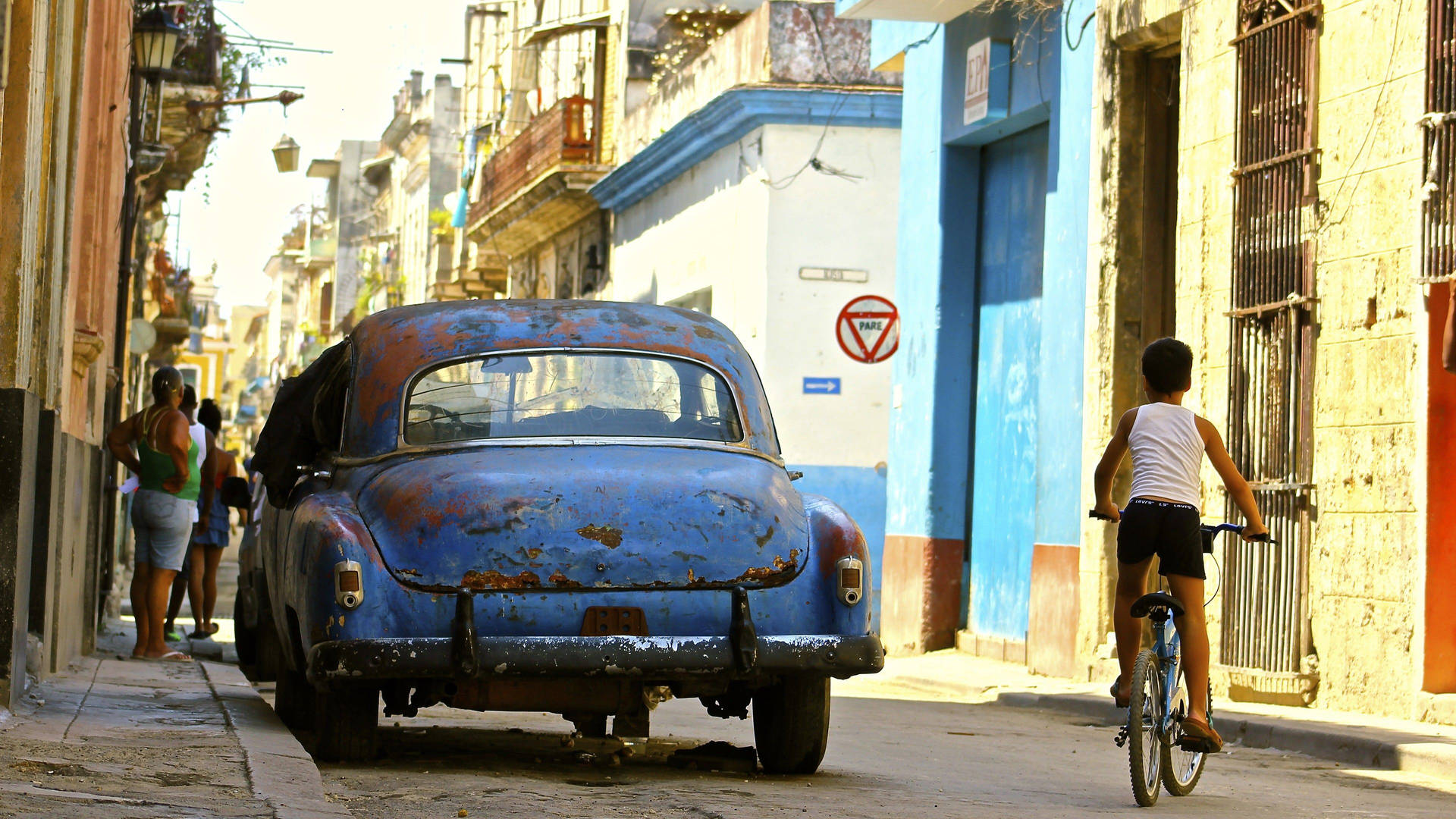 Smal gade i Cuba Wallpaper