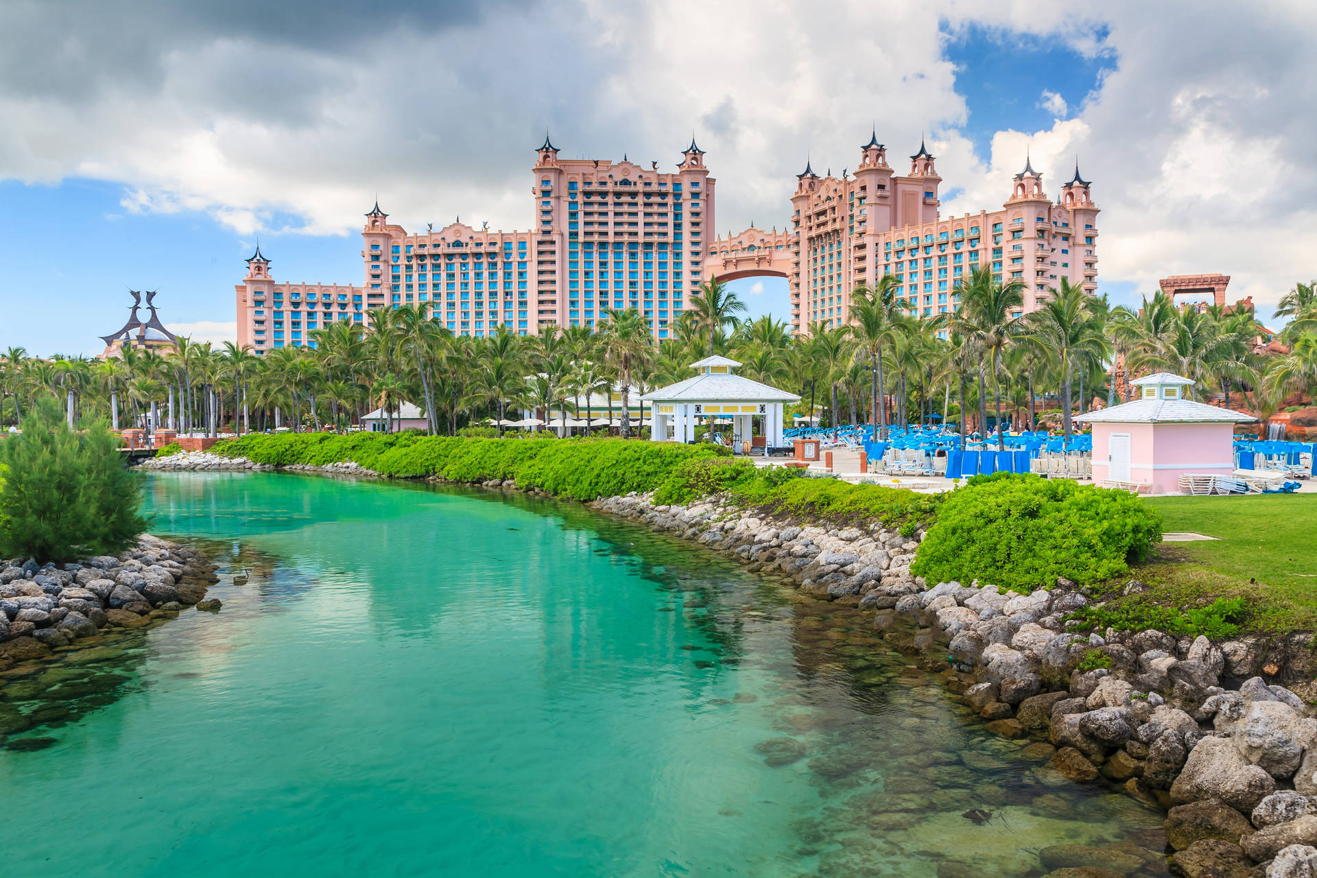 Nassau Bahamas Atlantis Big Hotel Towers Wallpaper