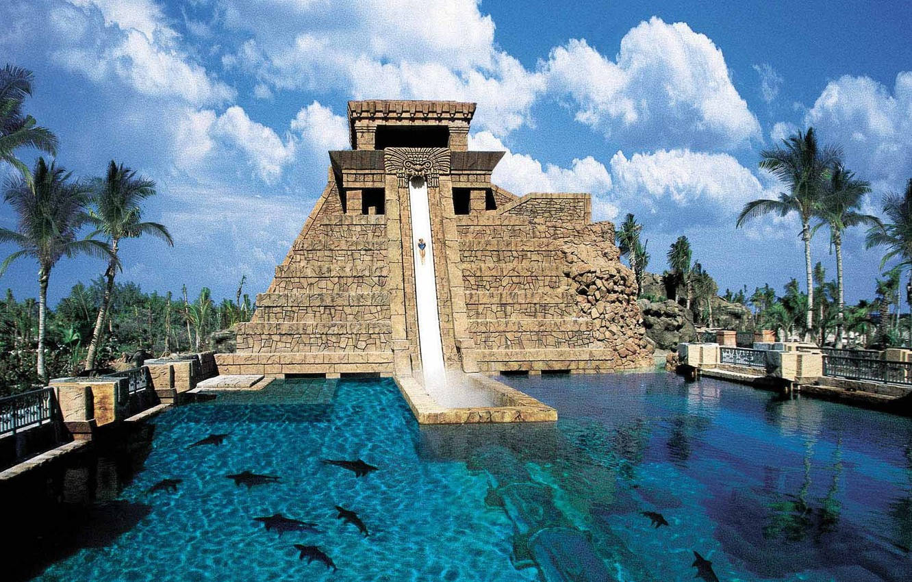 Nassau Bahamas Mayan-inspired Pyramid Slide Wallpaper