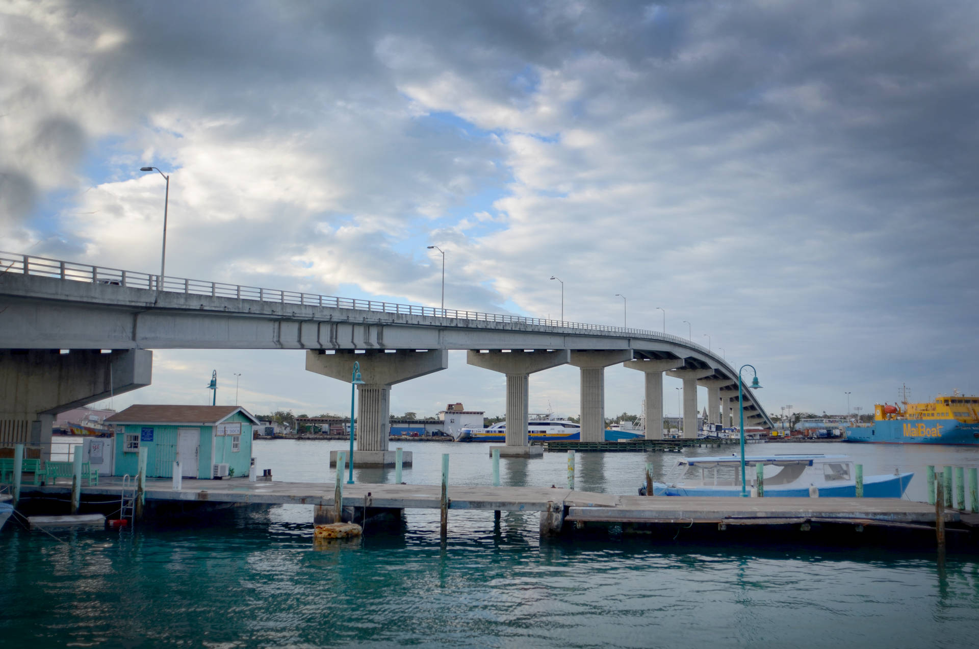 Nassau Bahamas Sidney Poitier Bridge Wallpaper