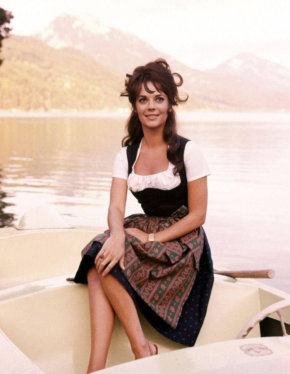 Natalie Wood In A Boat Wallpaper