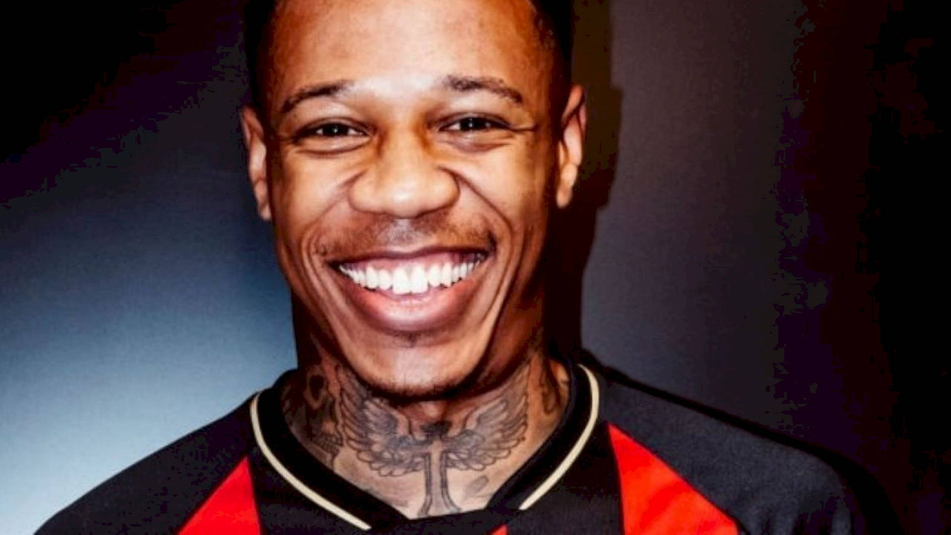 Nathaniel Clyne With A Wide Smile Wallpaper