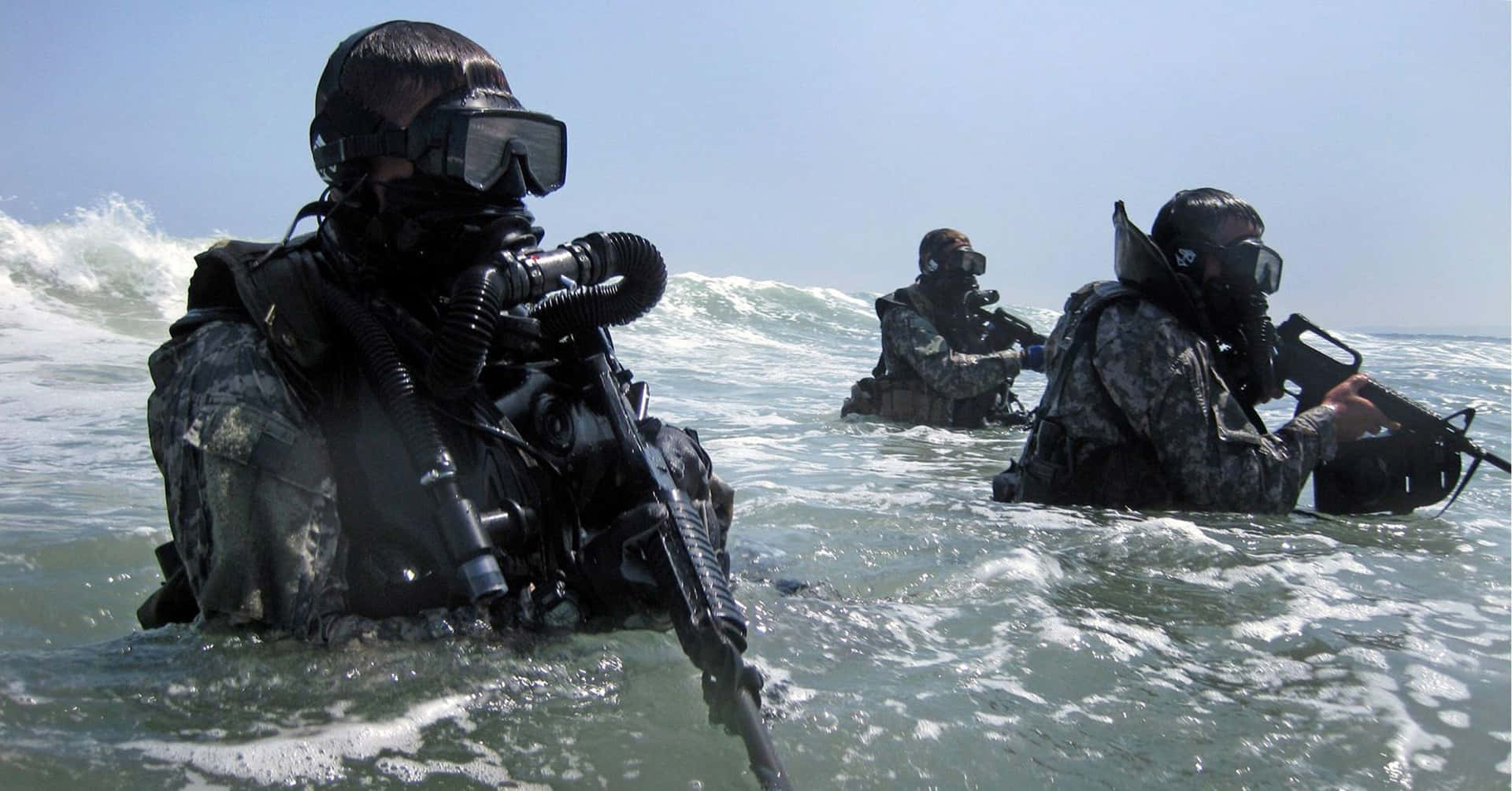 Navy Seals Bravely Serving Wallpaper