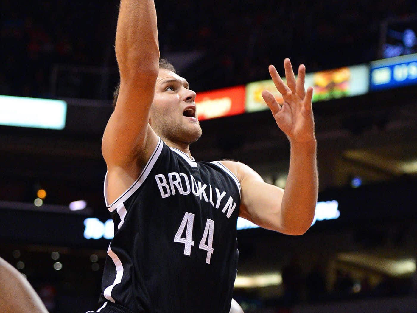 NBA Bojan Bogdanovic Brooklyn Nets 3D brystvægs kosmos Wallpaper