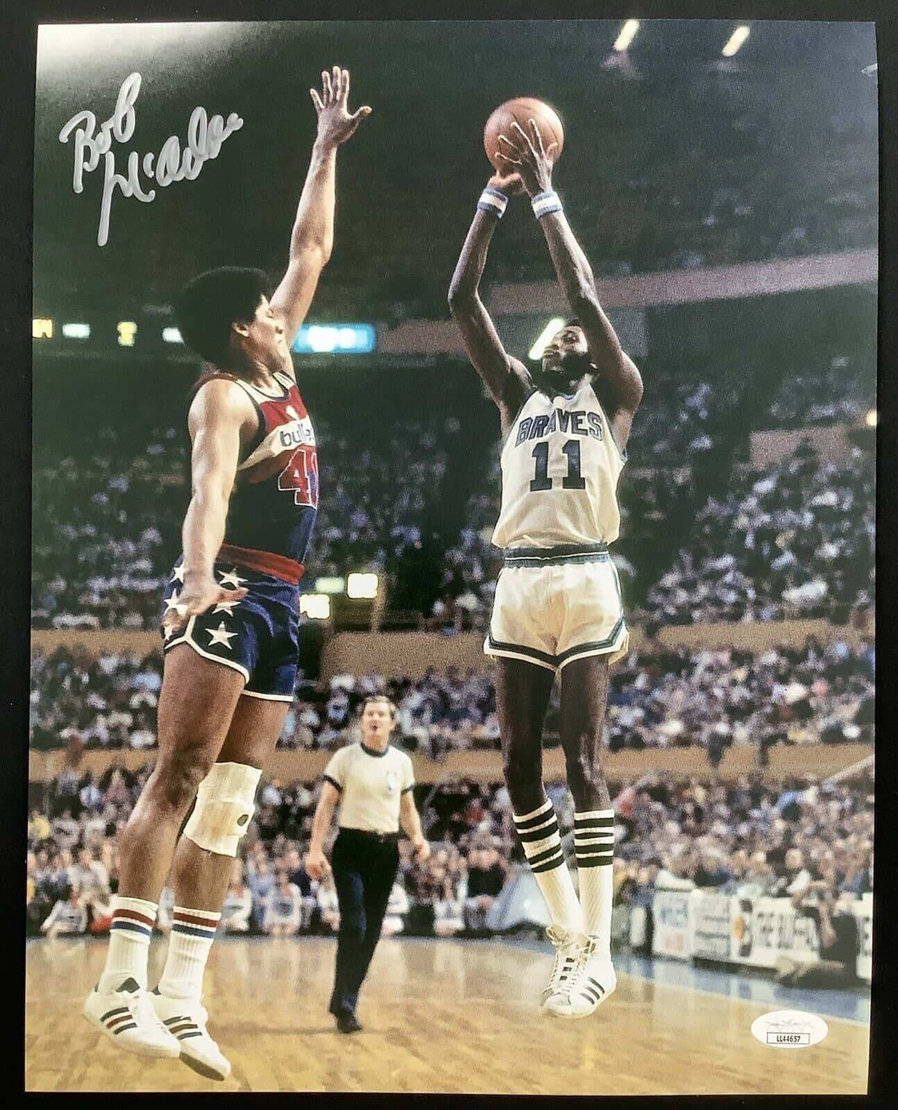 Download Former NBA Player Bob McAdoo Top 50 Greatest Player Wallpaper