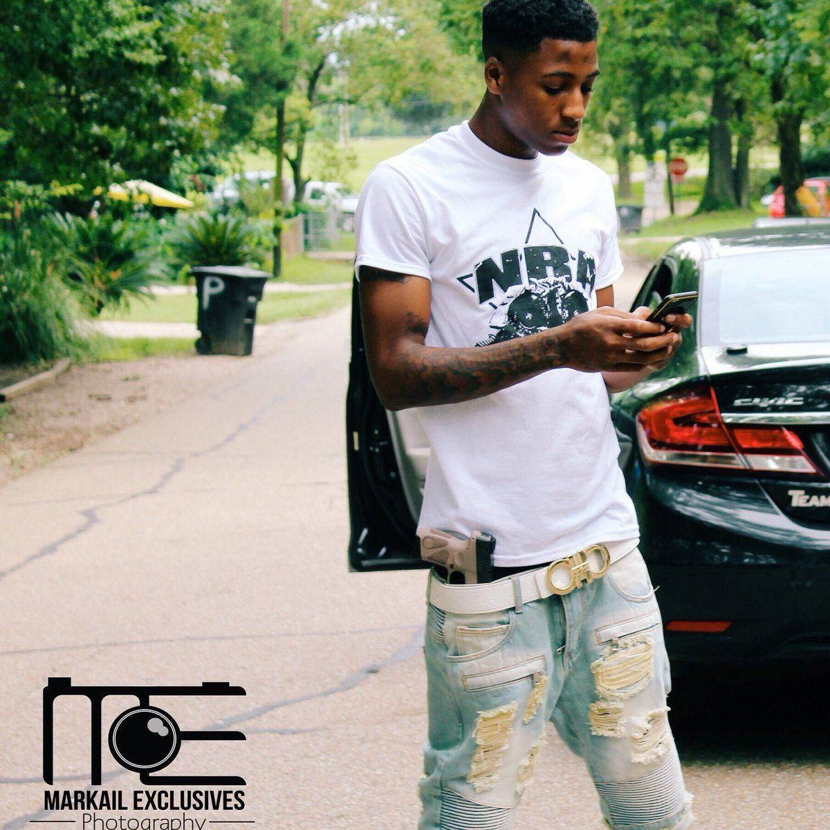 Nba Youngboy Texting On The Street