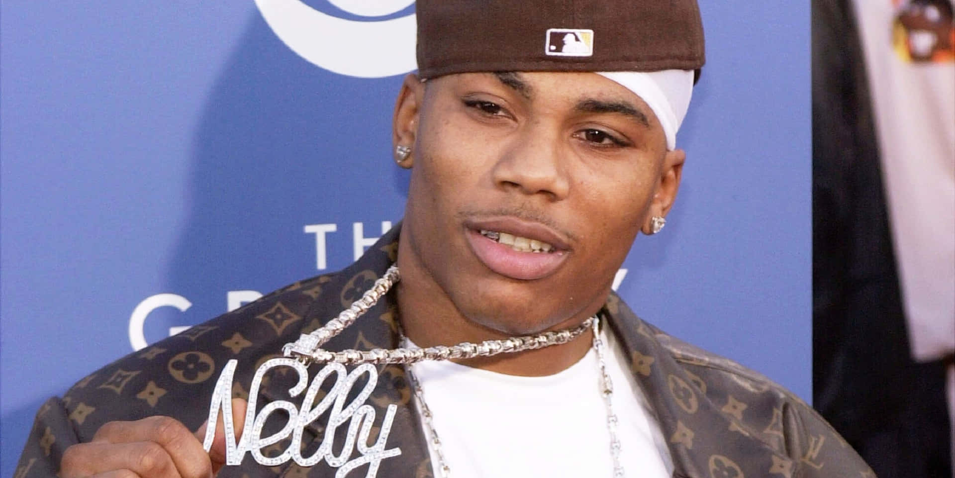 Nellydurante Los Premios Grammy 2003. Fondo de pantalla