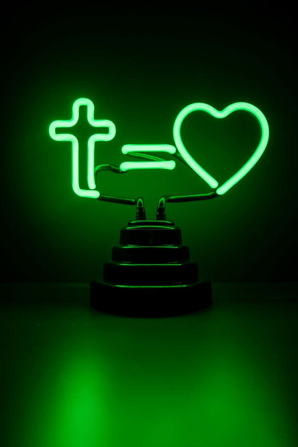 Neon Cross Heart Green Wallpaper