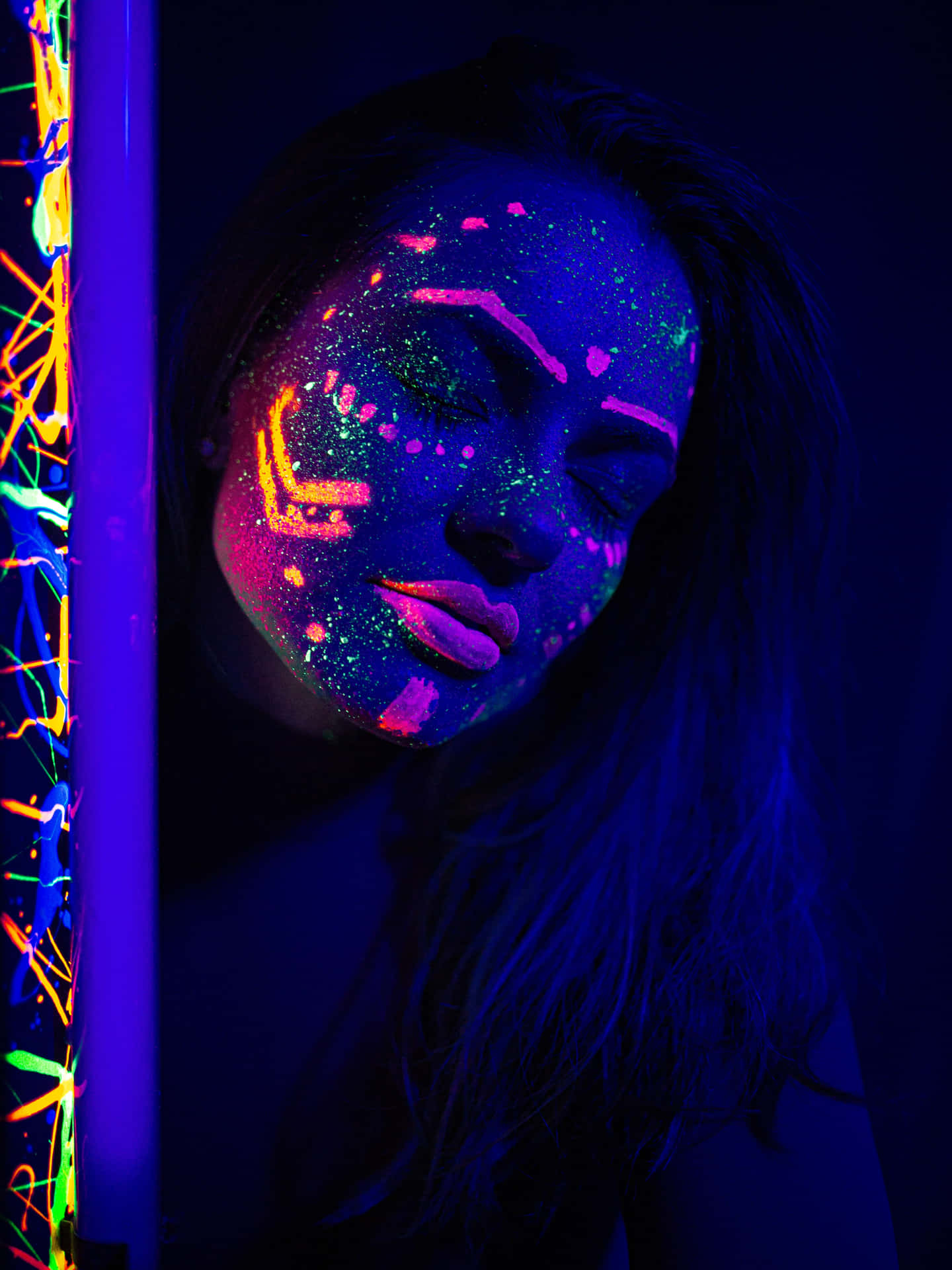 Neon_ Glow_ Makeup_ Under_ Black_ Light Wallpaper
