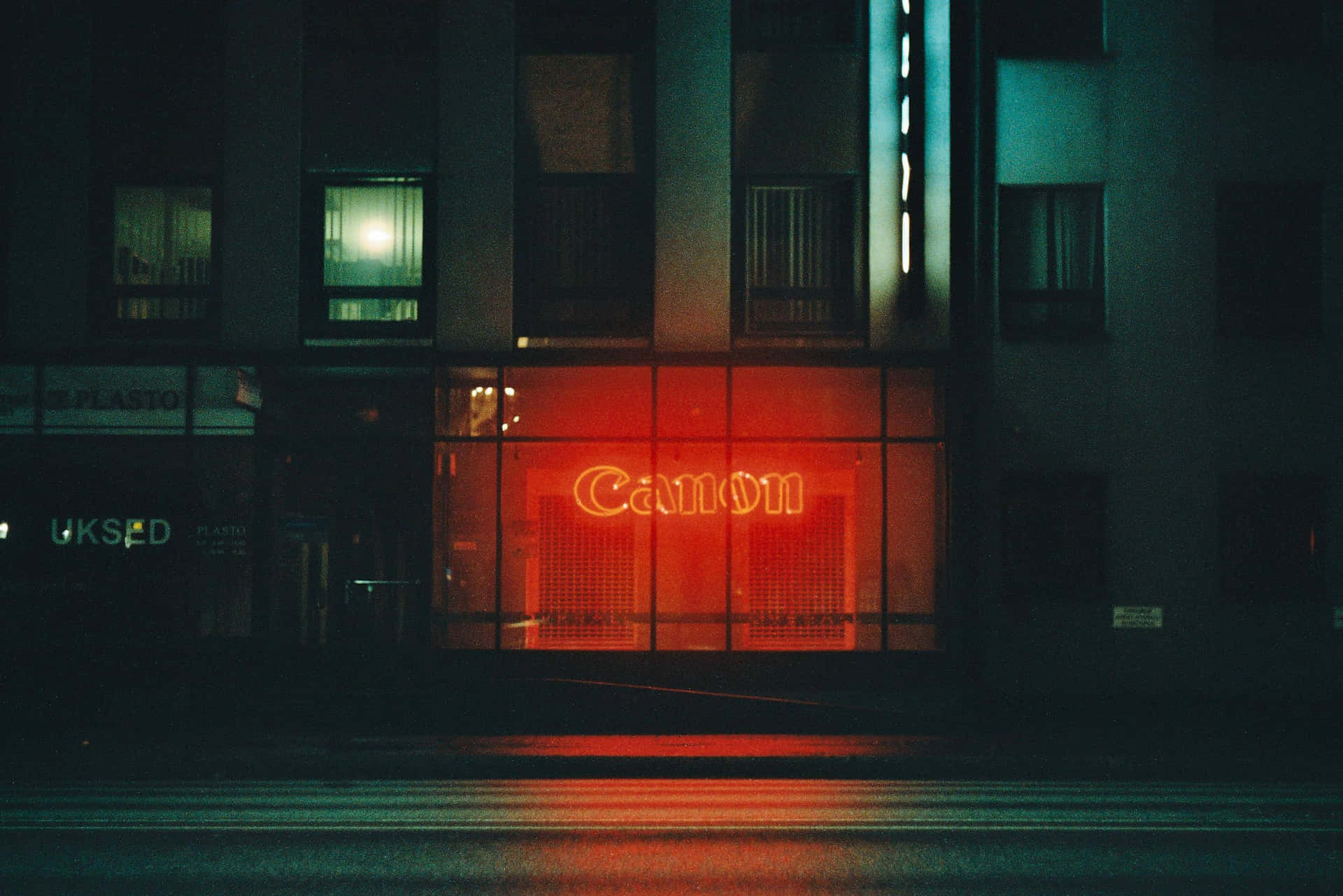 red neon lights tumblr