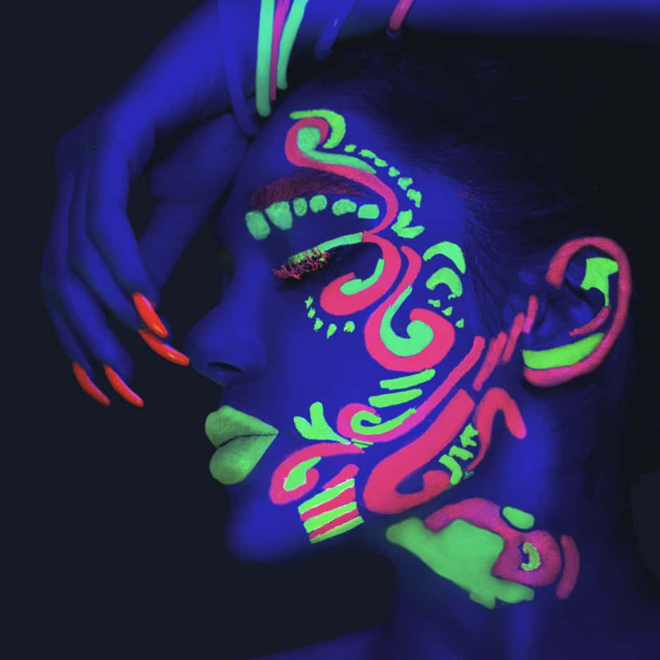 Neon_ Makeup_ Under_ Black_ Light Wallpaper