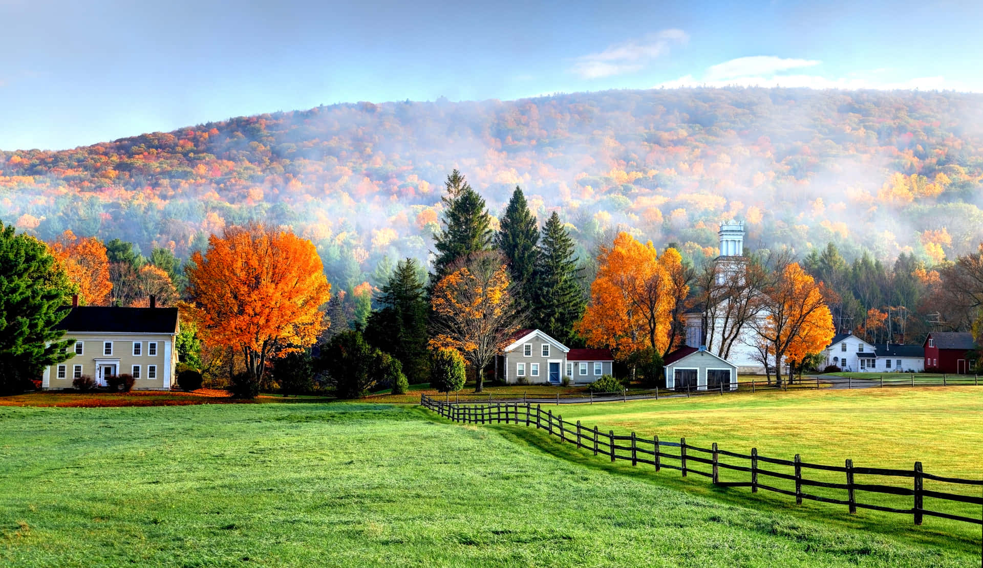 Experience an Ever-Changing Beauty of New England Autumn Wallpaper