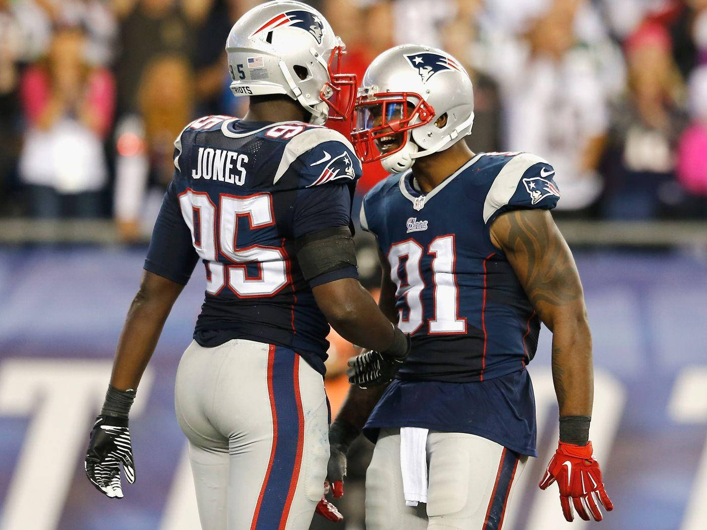 New England Patriot Chandler Jones And Deatrich Wise Wallpaper