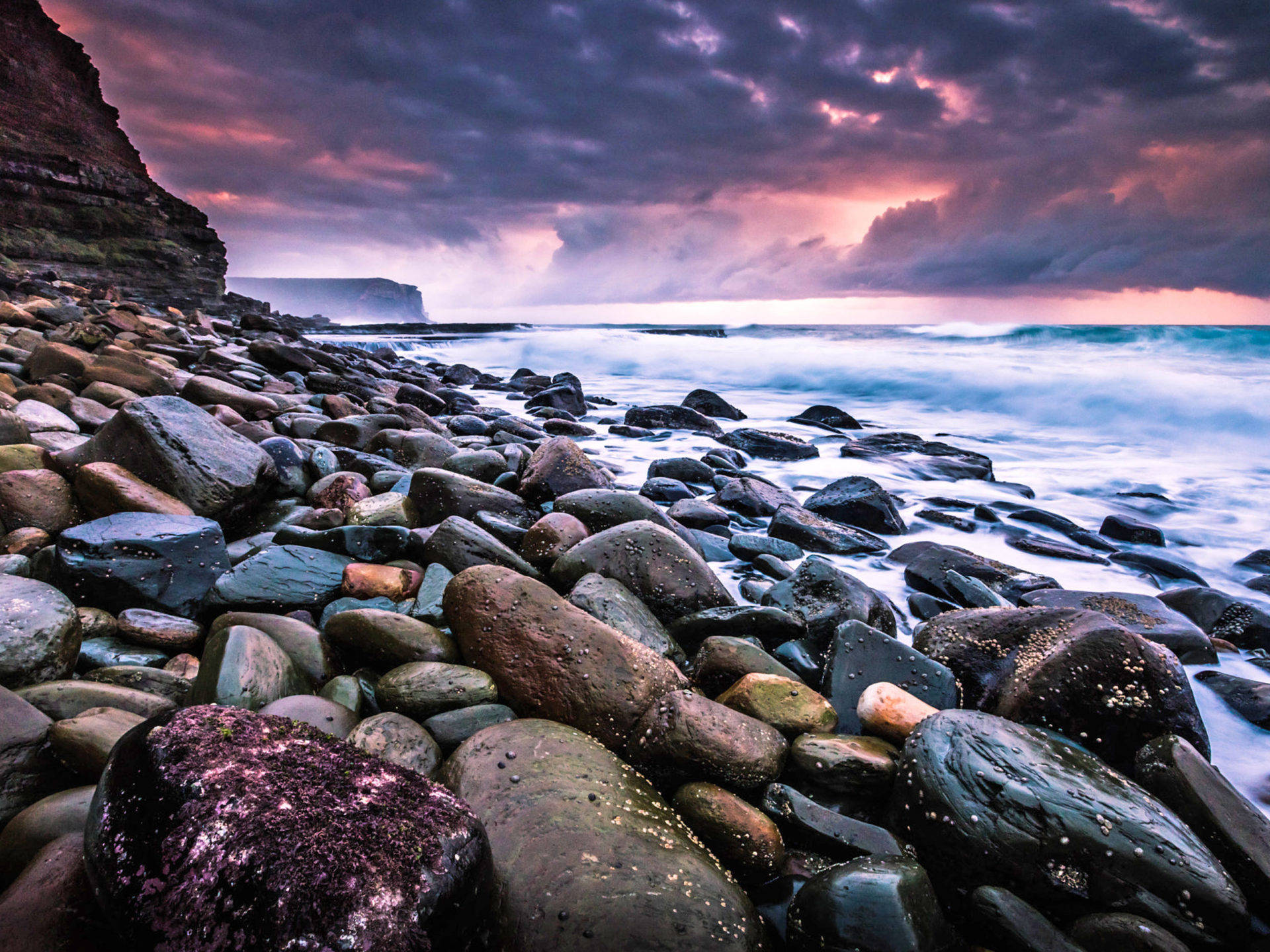 New South Wales Stone Beach Wallpaper