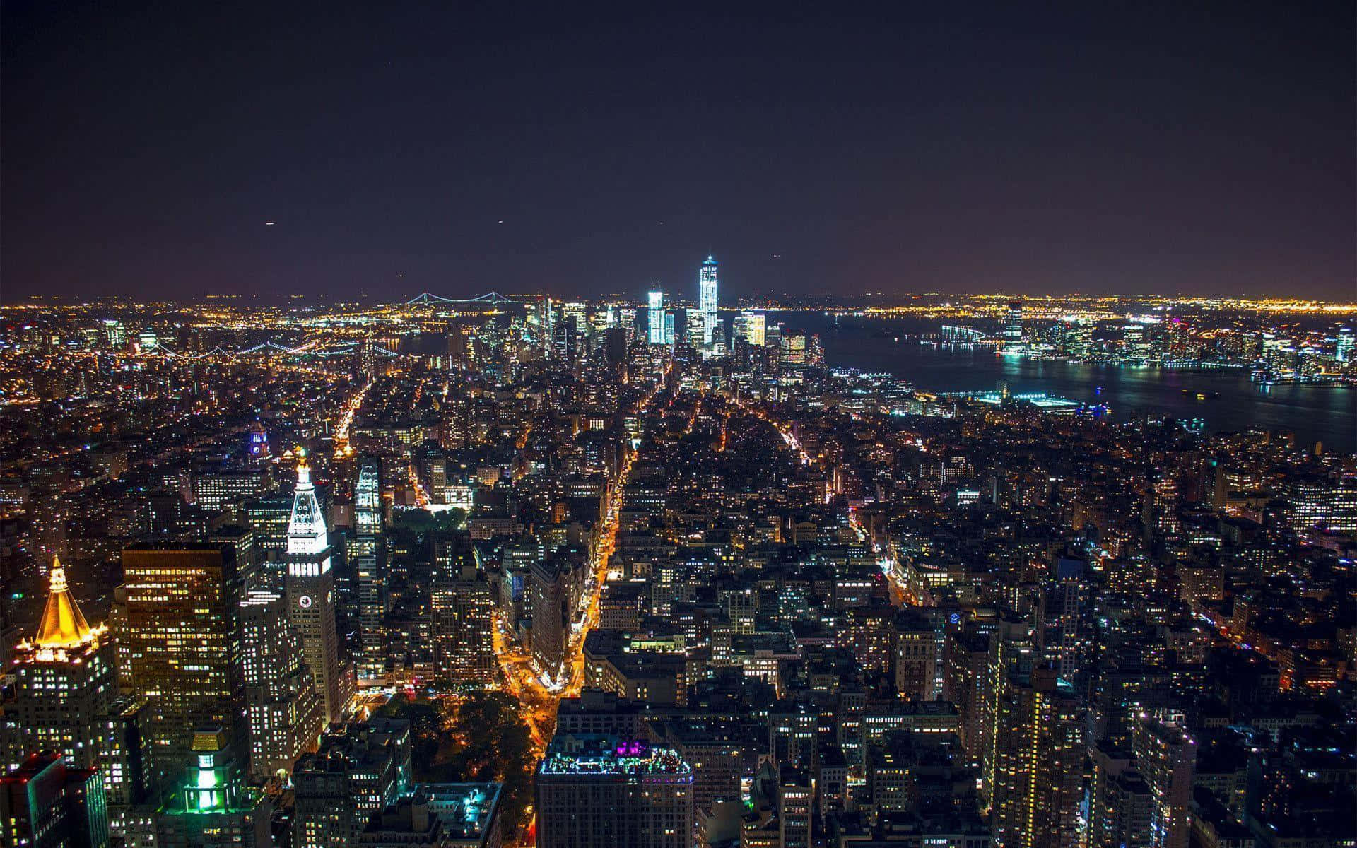Luftfoto af New York City om natten Billede