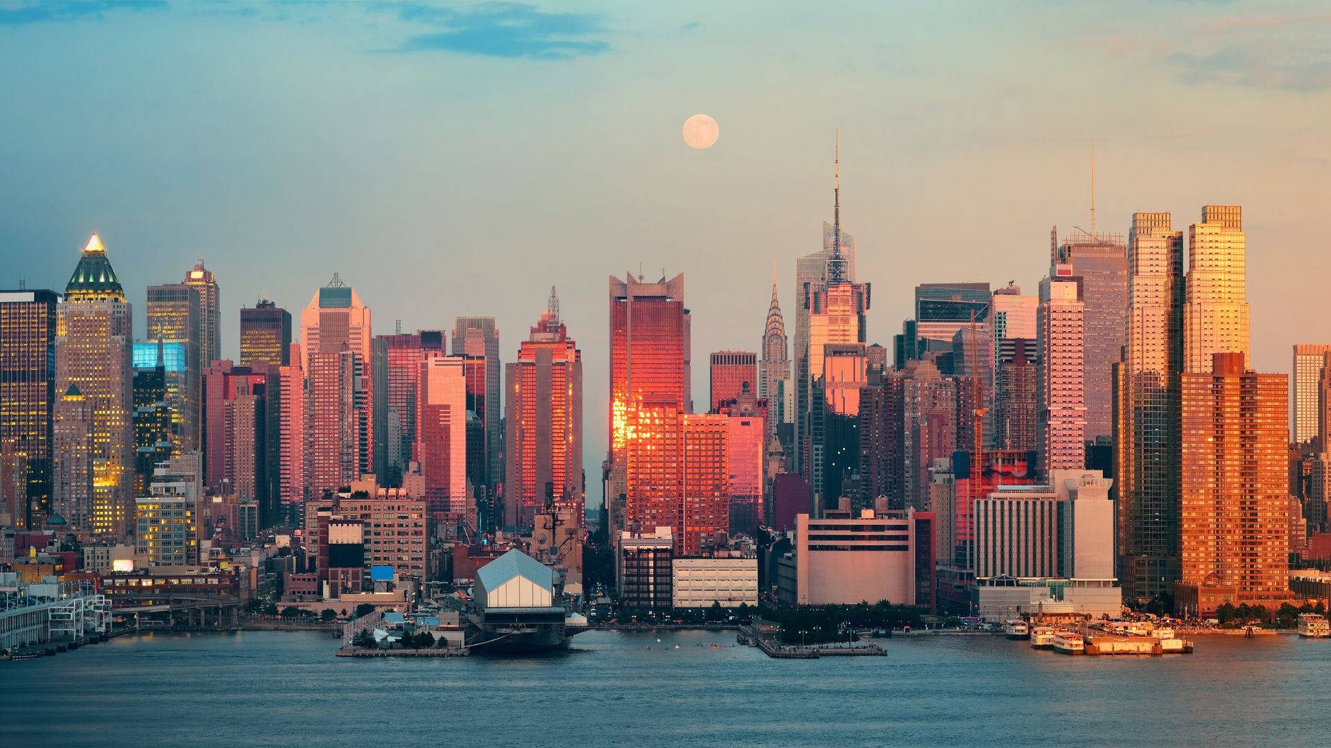 Stupendavista Notturna Dello Skyline Di New York City Sfondo