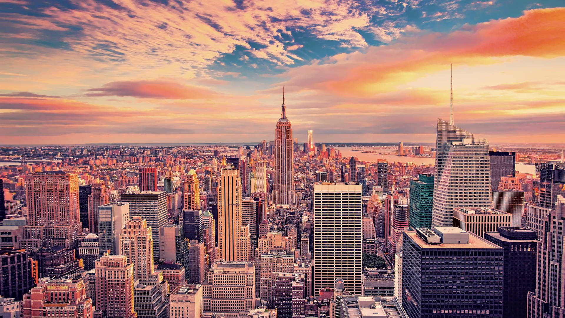Explorala Belleza Majestuosa De La Ciudad De Nueva York Desde Tu Escritorio Fondo de pantalla