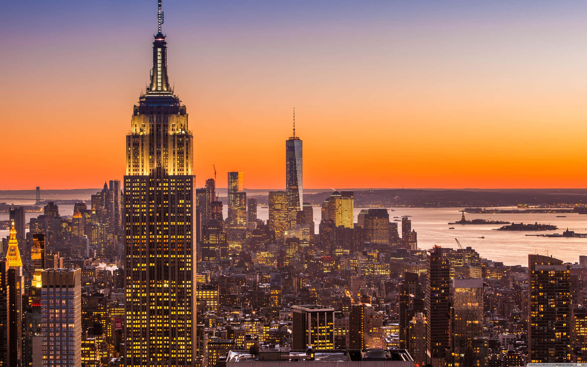 Enjoy a stunning view of the New York City skyline. Wallpaper