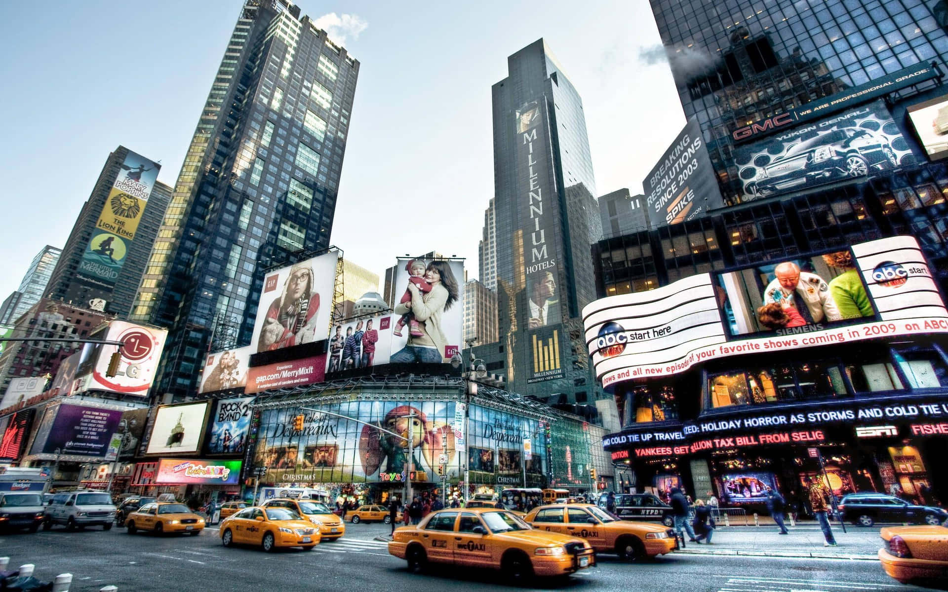 Dazzling Time Square New York City Laptop Wallpaper