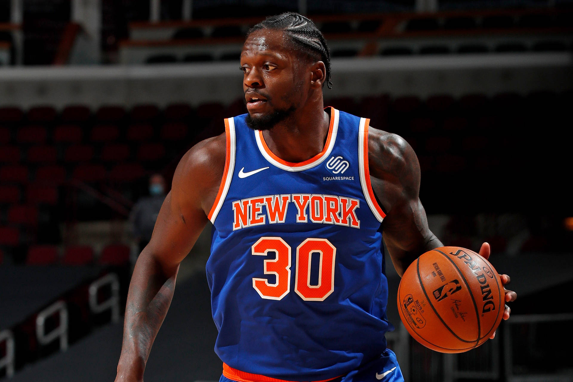 New York Knicks Julius Randle Cornrows Background