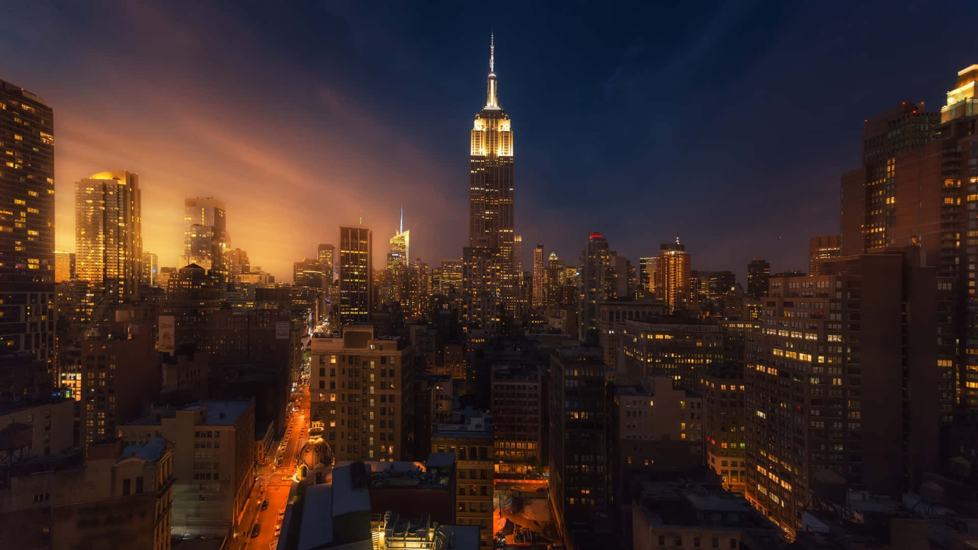 Udforsk skønheden af ​New York State med en imponerende skyline. Wallpaper