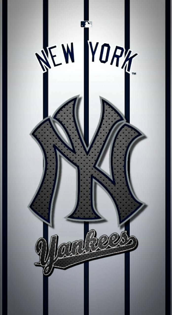 Fejre Den Sejrrige Ånd For New York Yankees Med Dette Iphone Tapet. Wallpaper