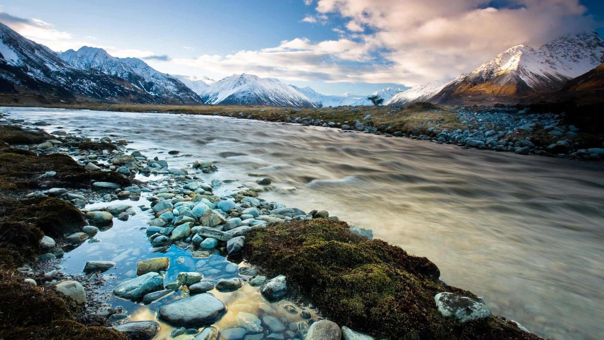 Magnificent Views of New Zealand's Southern Alps